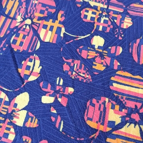 LuLaRoe TC Leggings - Picture 2 of 3